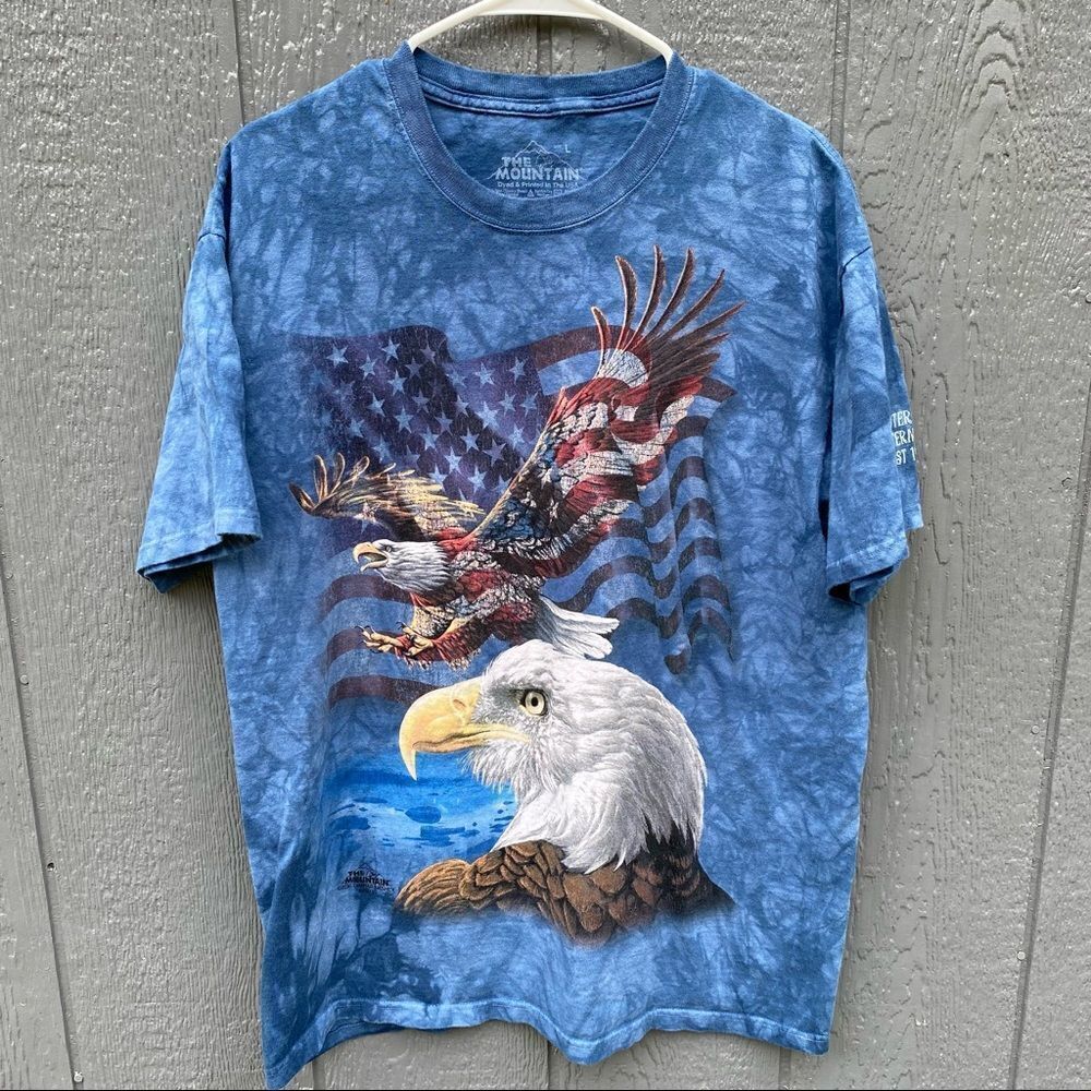 The Mountain Graphic Tee Eagle with Flag 2011 L